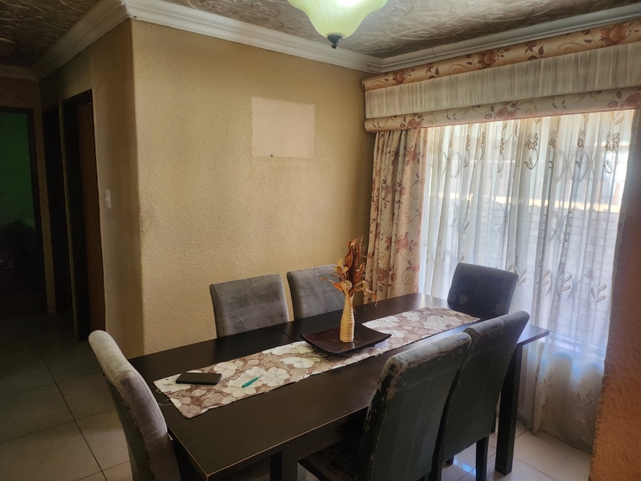 3 Bedroom Property for Sale in Mabopane Unit X North West